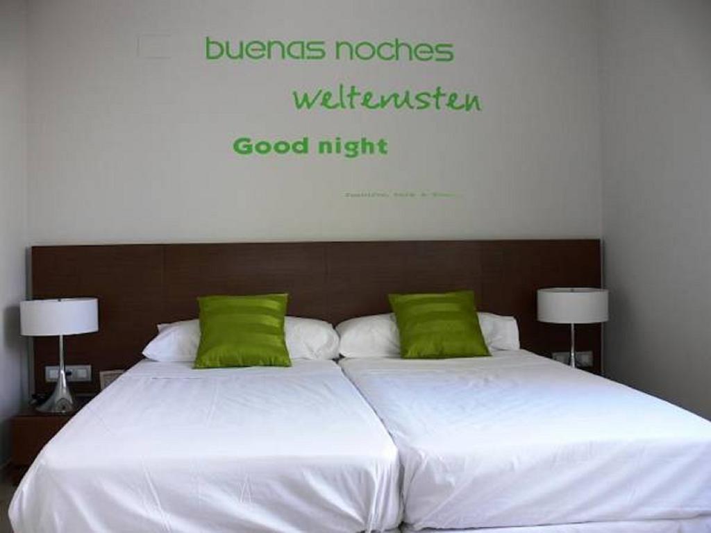 Villa In Spain At Las Colinas Golf & Country Club Dehesa de Campoamor  Room photo